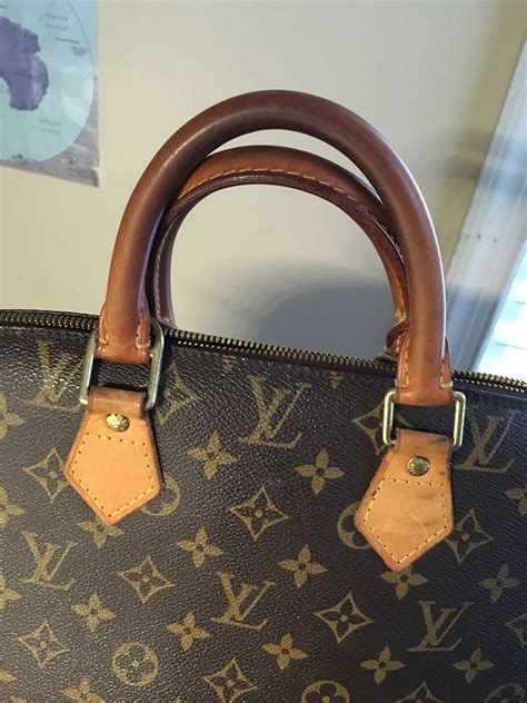 How to Refurbish a Louis Vuitton Bag 